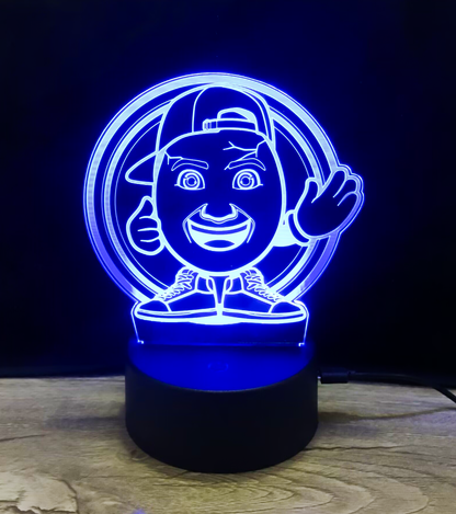 Stylische 3D-LED-Lampe von ClashGames in leuchtendem Blau mit Clashi-Design – ein Must-have für Gaming-Setups und Fans der Community.